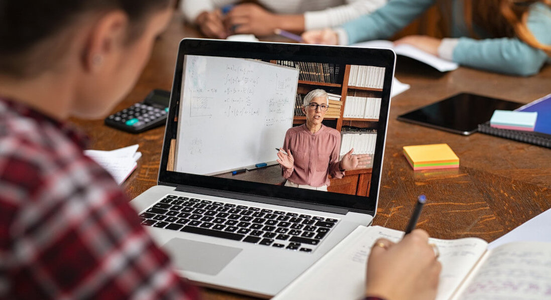 Học MBA DBA trực tuyến